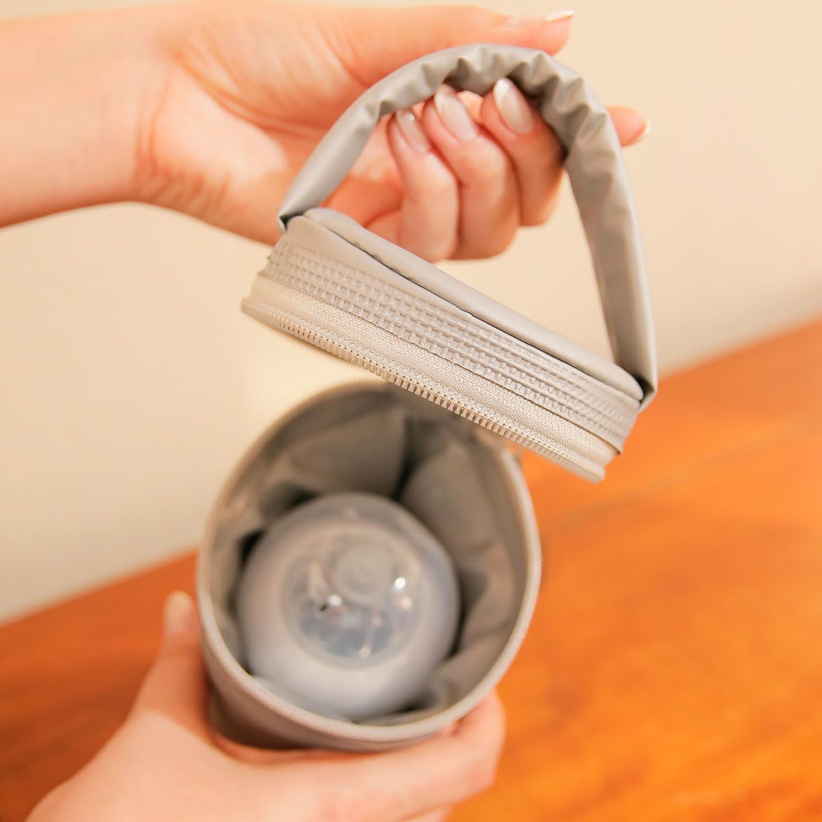 Porta Mamadeira Térmico Impermeável 1 Litro para Bebê Azul 3 Porta Mamadeira Térmico Impermeável 1 Litro para Bebê Azul - Imagem 3