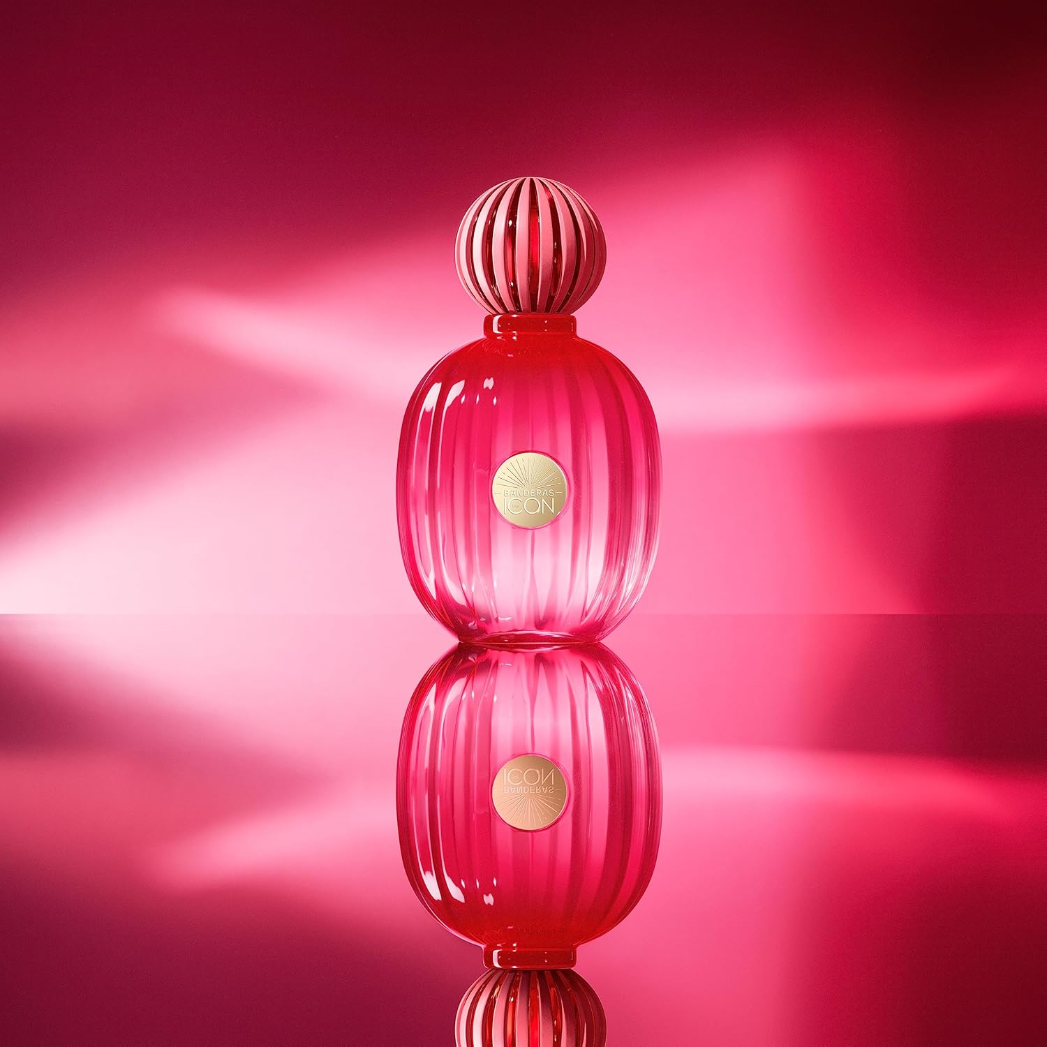 Perfume The Icon For Women Banderas Eau de Parfum 100ml 4 Perfume The Icon For Women Banderas Eau de Parfum 100ml - Imagem 4