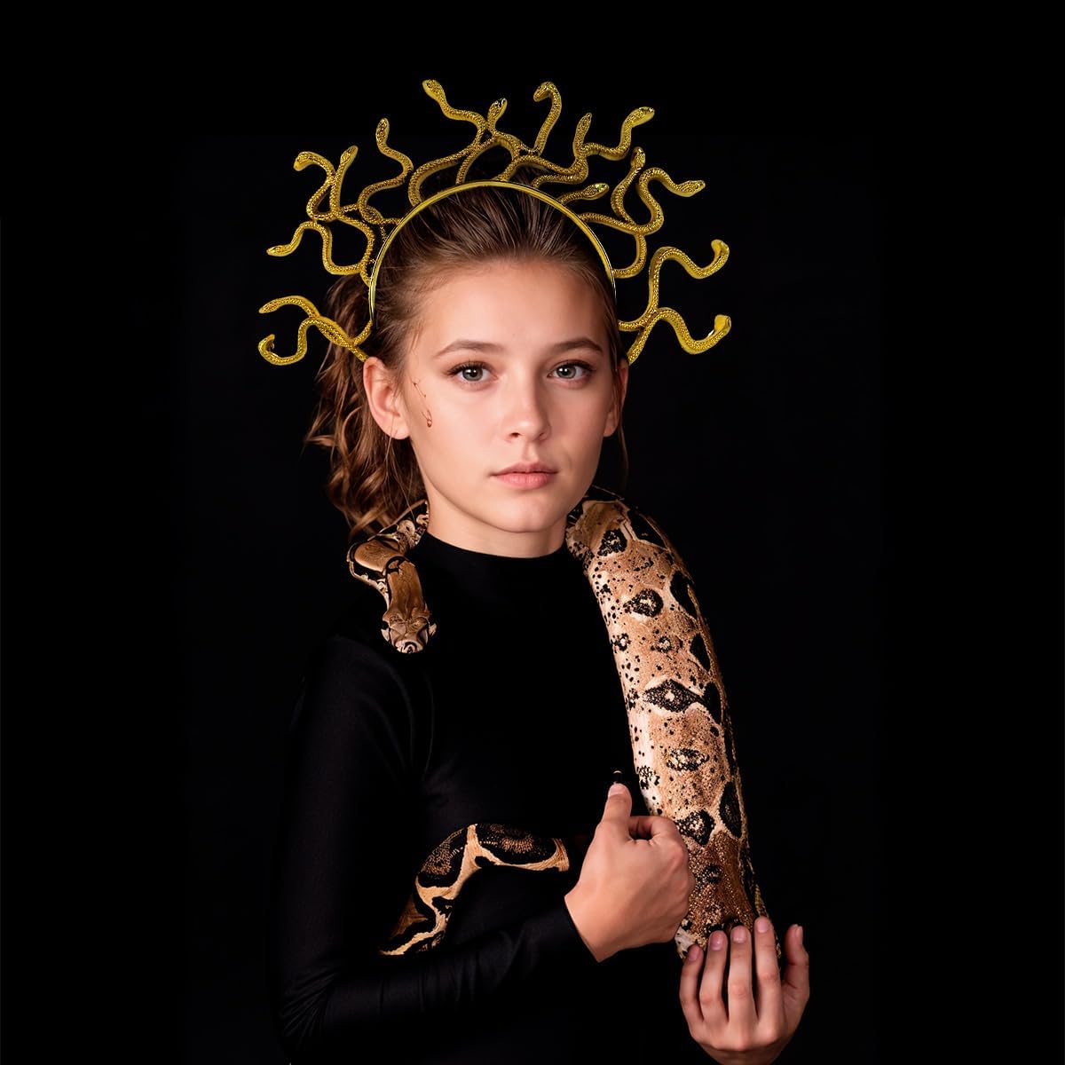 Tiara Medusa Fantasias Carol BI com Cobras para Carnaval e Halloween 7 Tiara Medusa Fantasias Carol BI com Cobras para Carnaval e Halloween - Imagem 7