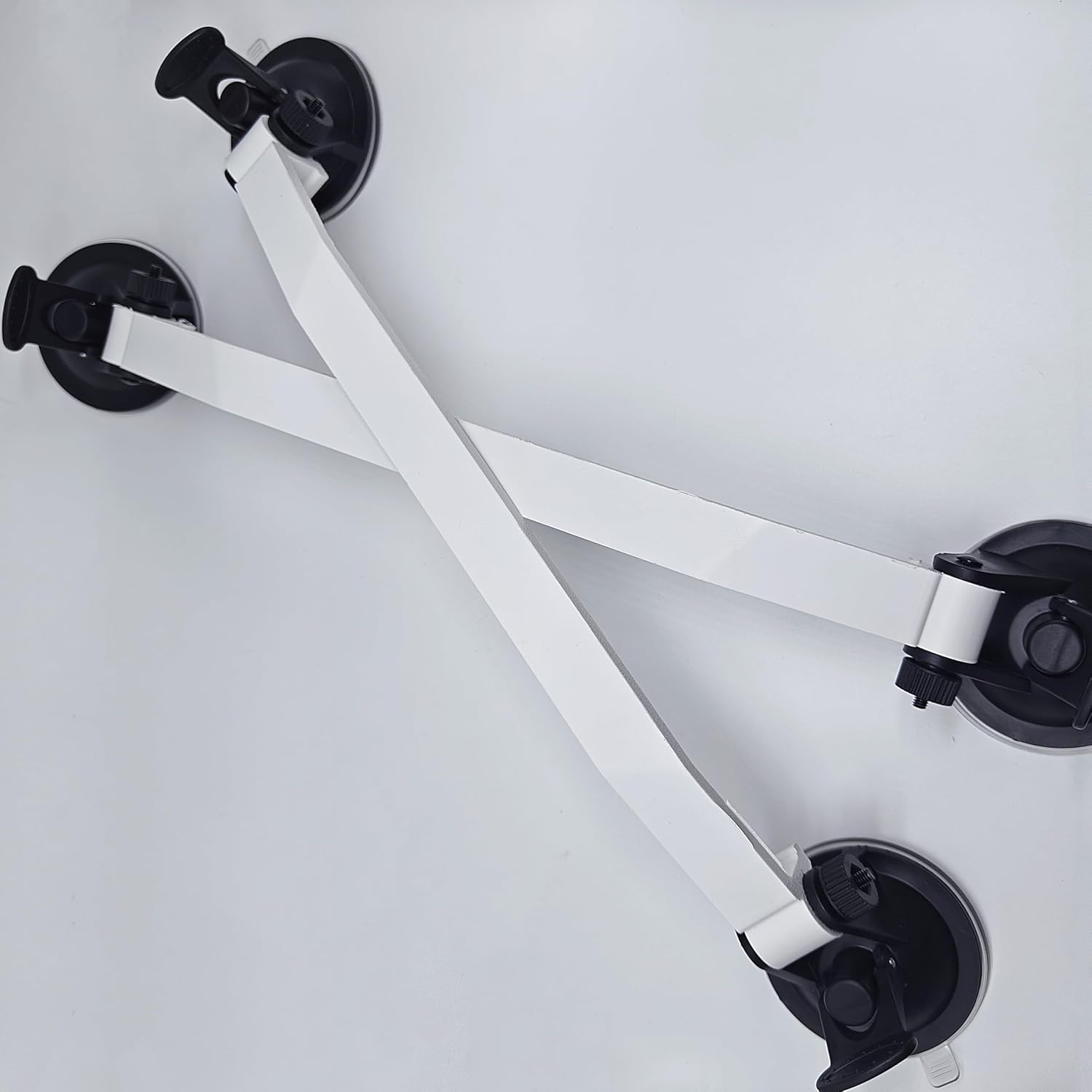 Suporte Starlink Jiomyo Mini Ventosa para Carro e Teto Solar 7 Suporte Starlink Jiomyo Mini Ventosa para Carro e Teto Solar - Imagem 7